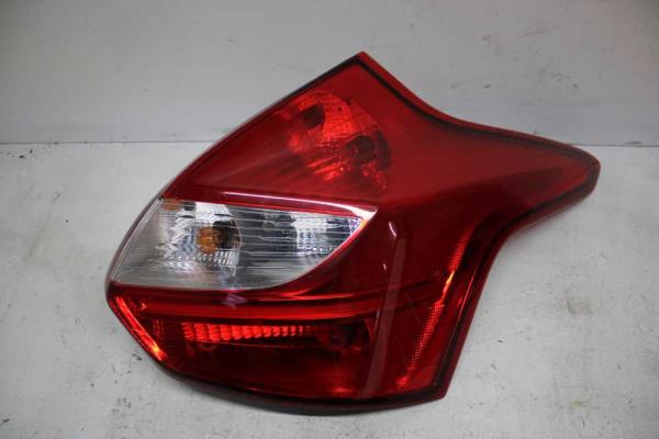 FEU ARRIERE DROIT FORD FOCUS 5PORTES 2/2011-2014 - Vue 1